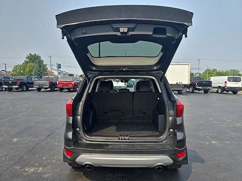 Used 2019 Ford Escape SEL image 26