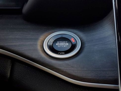 New 2025 Jeep Grand Cherokee Limited image 35