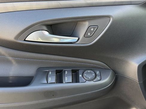 New 2026 Buick Envista Sport Touring FWD image 22