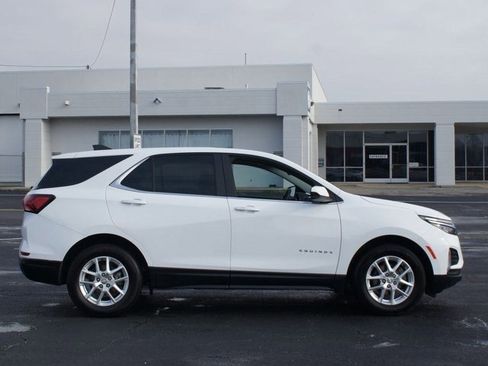 Used 2024 Chevrolet Equinox LT image 20