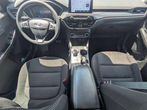 Used 2025 Ford Escape Active FWD image 15