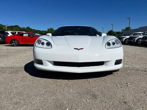 Used 2011 Chevrolet Corvette Coupe w/ Preferred Equipment Group RWD image 3