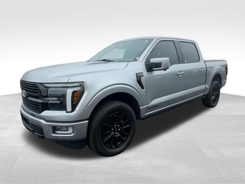 Used 2024 Ford F150 Platinum AWD/4WD image 4