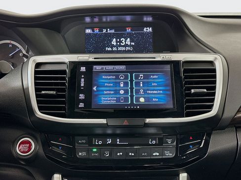 Used 2017 Honda Accord Touring image 24