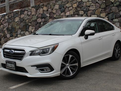 Used 2019 Subaru Legacy 2.5i Limited image 2
