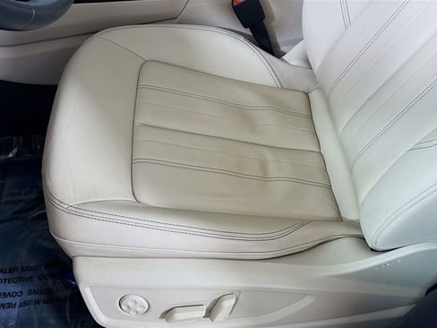 Certified 2023 Audi Q5 2.0T Premium w/ Convenience Package image 12