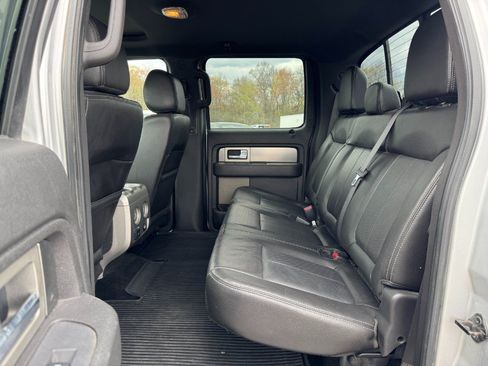 Used 2014 Ford F150 FX4 w/ Equipment Group 402A Luxury AWD/4WD image 16