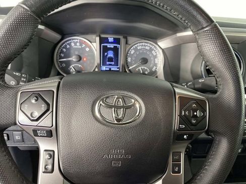Used 2023 Toyota Tacoma SR5 AWD/4WD image 13