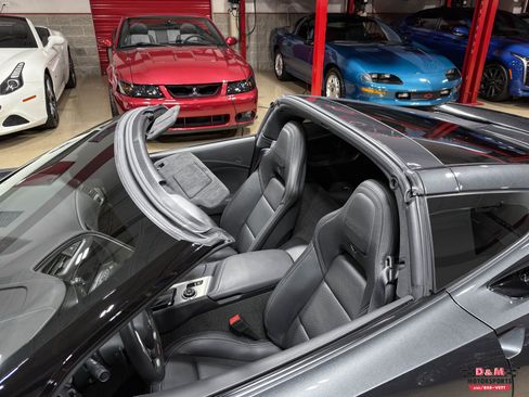 Used 2017 Chevrolet Corvette Z06 Coupe w/ 3LZ RWD image 39