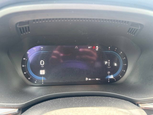 Used 2023 Volvo XC60 B5 Plus AWD/4WD image 18