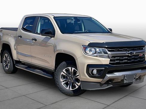 Used 2021 Chevrolet Colorado Z71 AWD/4WD image 4