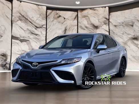 Used 2021 Toyota Camry SE w/ Carpet Mat Package (TMS) FWD image 29