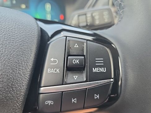 Used 2023 Ford Escape Platinum image 37