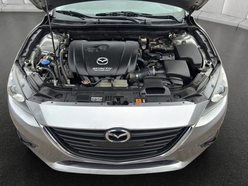 Used 2015 MAZDA MAZDA3 i Touring w/ Technology Package image 19