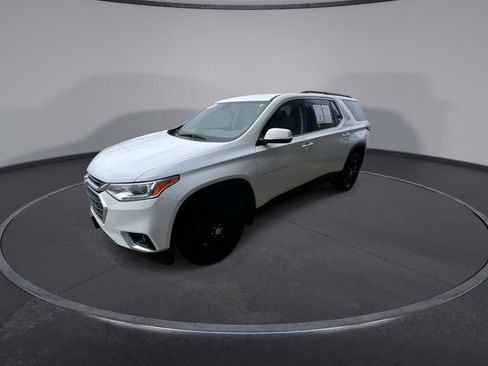 Certified 2020 Chevrolet Traverse LT w/ LPO, Floor Liner Package image 4