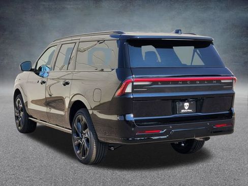 New 2027 Lincoln Navigator L Reserve w/ Jet Appearance Package AWD/4WD image 5