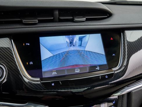 Certified 2023 Cadillac XT6 Sport w/ LPO, Onyx Lite Package image 26