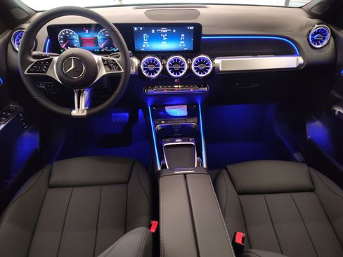 Used 2026 Mercedes-Benz GLB 250 image 15