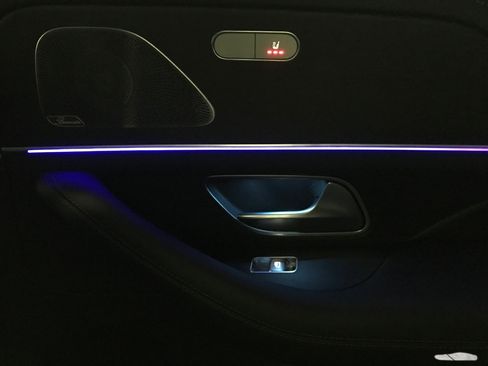 Used 2024 Mercedes-Benz GLE 450 4MATIC image 25