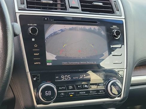 Used 2018 Subaru Outback 2.5i Limited AWD/4WD image 22