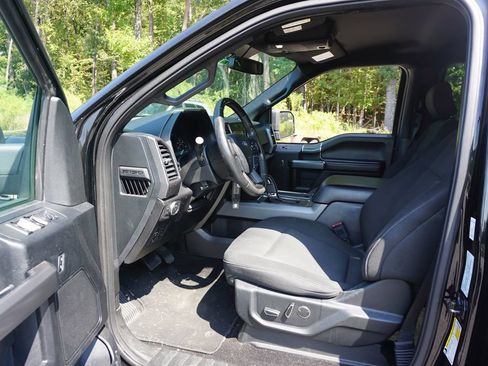 Used 2018 Ford F150 XLT w/ Equipment Group 302A Luxury AWD/4WD image 2