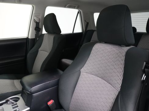 Used 2018 Toyota 4Runner SR5 image 12