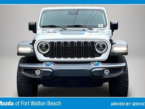 Used 2024 Jeep Wrangler Unlimited Rubicon 4xe AWD/4WD image 3