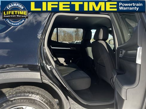 Used 2026 GMC Terrain Elevation image 29