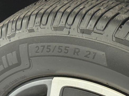 Used 2024 Rivian R1S Adventure AWD/4WD image 35