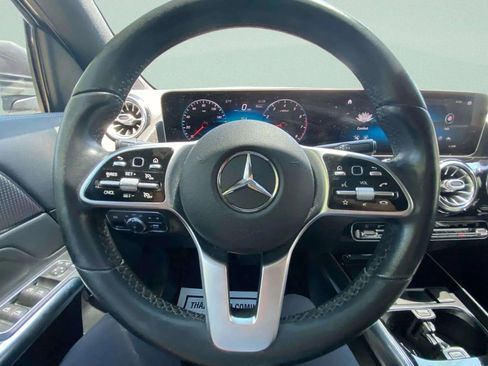 Used 2021 Mercedes-Benz GLA 250 4MATIC image 27