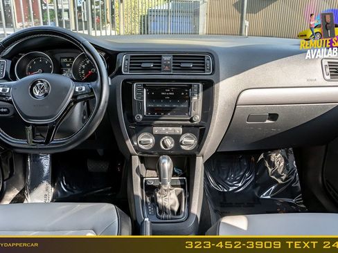 Used 2016 Volkswagen Jetta Sport FWD image 19