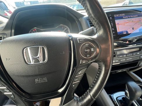 Used 2019 Honda Ridgeline RTL-E image 17