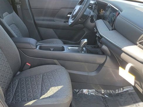 New 2026 Nissan Kicks SV image 13