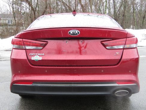 Used 2018 Kia Optima S image 6