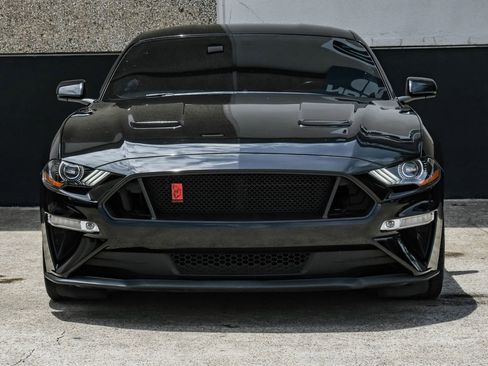 Used 2018 Ford Mustang GT RWD image 6