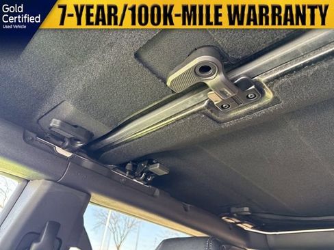 Used 2024 Ford Bronco Black Diamond image 16