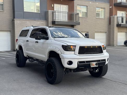 Used 2010 Toyota Tundra 4x4 CrewMax image 8