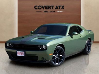 Used 2020 Dodge Challenger SXT w/ Blacktop Package