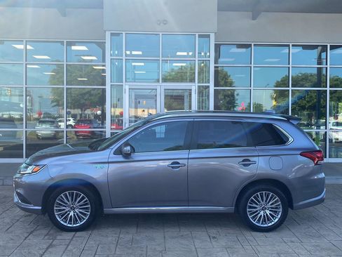 Used 2022 Mitsubishi Outlander SEL AWD/4WD image 4