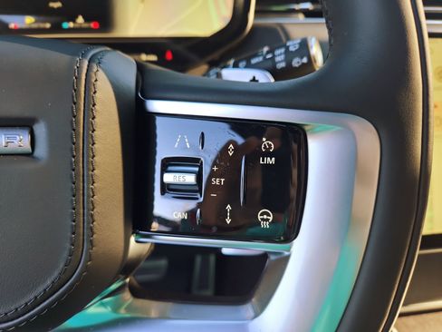 New 2026 Land Rover Range Rover SE image 20