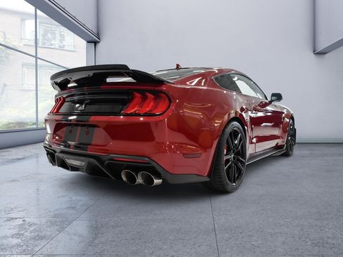 Used 2020 Ford Mustang Shelby GT500 w/ Technology Package RWD image 5