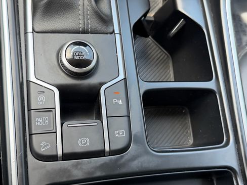 Used 2025 Kia Sorento EX FWD image 25