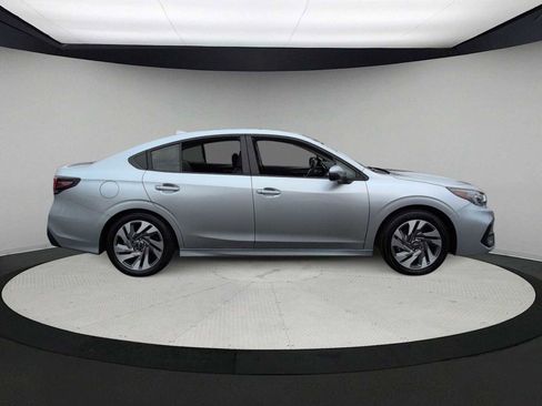 Used 2024 Subaru Legacy Limited image 9
