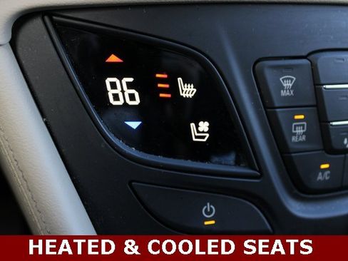 Used 2020 Buick Envision Premium w/ Driver Confidence Package image 18