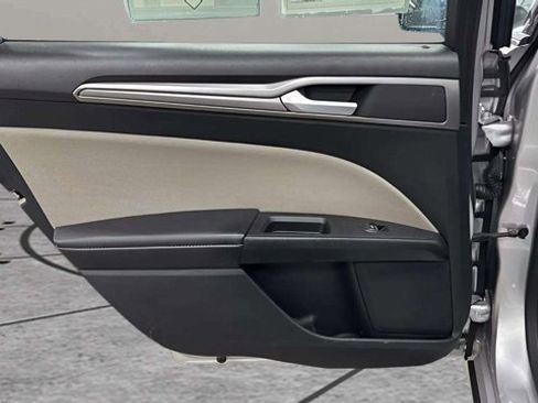 Used 2018 Ford Fusion S image 21