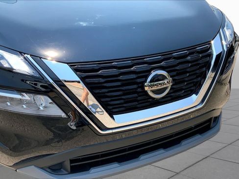 Used 2021 Nissan Rogue SV AWD/4WD image 29