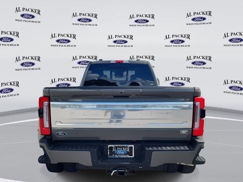 New 2026 Ford F450 Platinum w/ Platinum Plus Package image 4