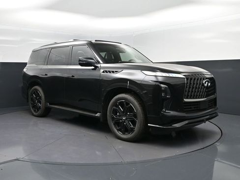 New 2026 INFINITI QX80 SPORT w/ Sport Exterior Package image 9