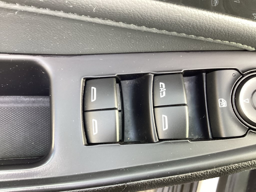 Used 2021 Chevrolet Traverse LT AWD/4WD image 33
