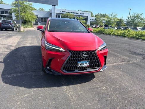 Used 2025 Lexus NX 350h AWD w/ Luxury Package image 13